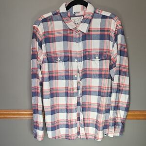 American Eagle Outfitters Blue and Red Plaid Casual Shirt